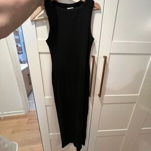 H&M Divided Black Sleeveless Maxi Dress